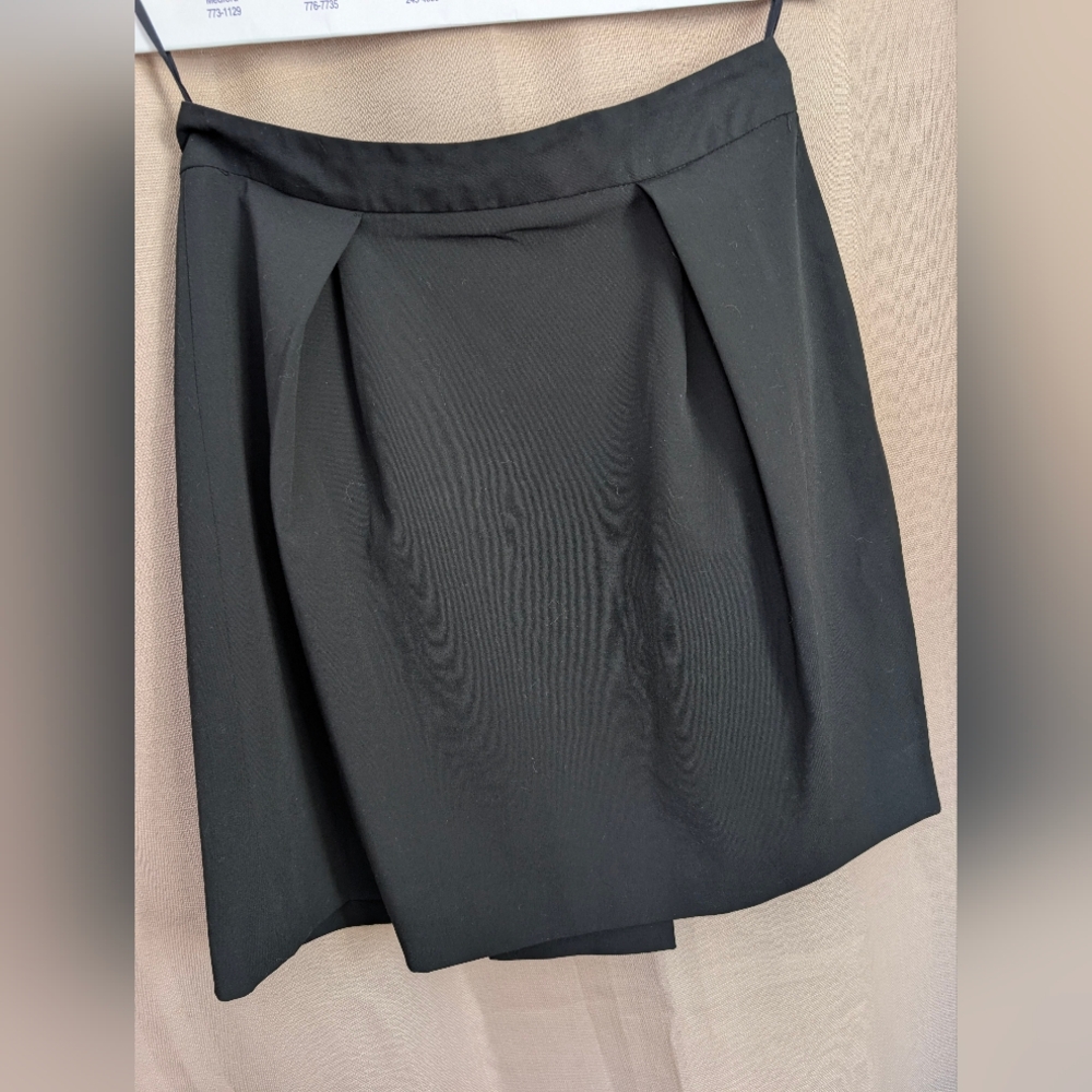 Pippa women's black mini skirt